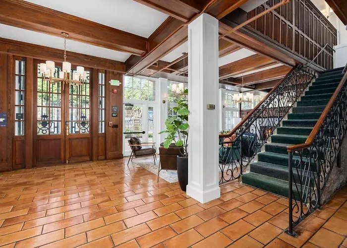 Stonehouse Inn, Santa Rosa - Private King Suite # 3