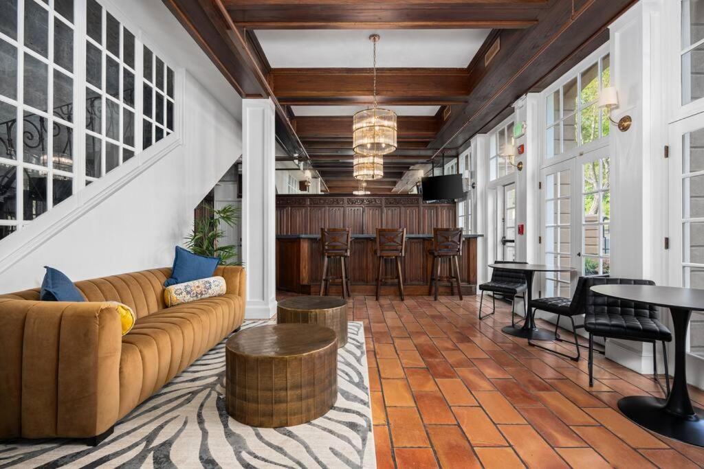 Stonehouse Inn, - Private King # 3 Appartamento Santa Rosa