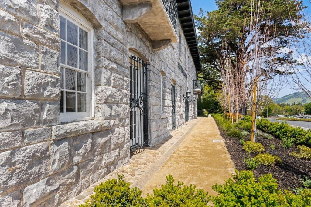 Appartamento Stonehouse Inn, - Private King # 3 *